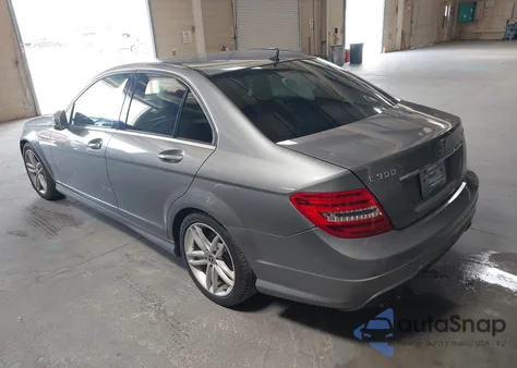 2012 Mercedes-Benz C 300 Luxury 4Matic/Sport 4Matic from USA, damaged, VIN WDDGF8BB2CR226900